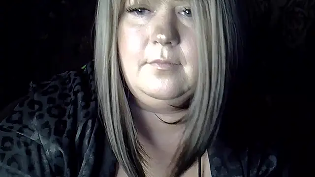 Snapshot of YuliiaSan chatting on 22, 9, 2025 YuliiaSan online show from 22, 9, 2025