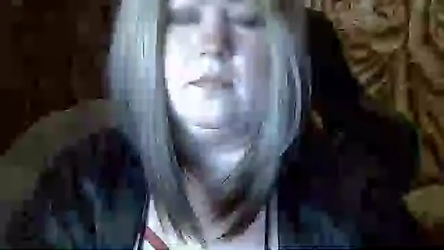 Snapshot of YuliiaSan chatting on 3, 10, 2025 YuliiaSan online show from 3, 10, 2025