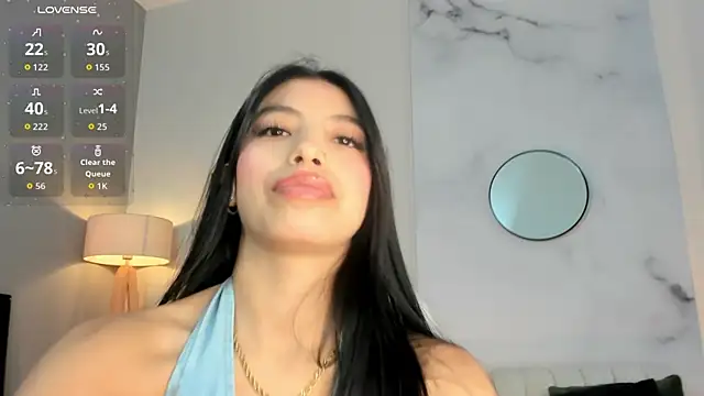 Tiffany Low online show from 27, 2, 2026