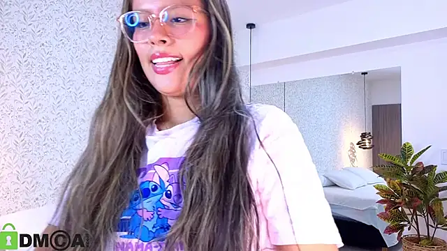 Snapshot of EMILIIA_RICHTER__ chatting on 30, 9, 2025 EMILIIA RICHTER online show from 30, 9, 2025