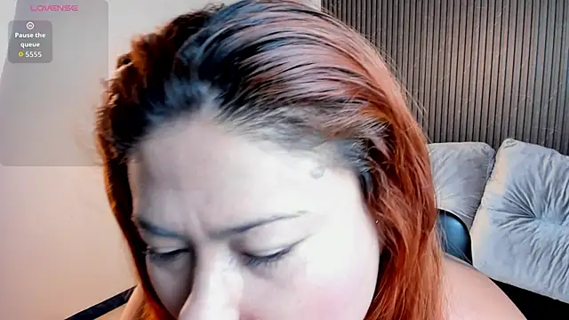 Zoe-stonee online show from 16, 10, 2025