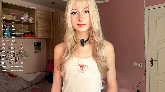 FridaAaberg online show from 16, 11, 2025