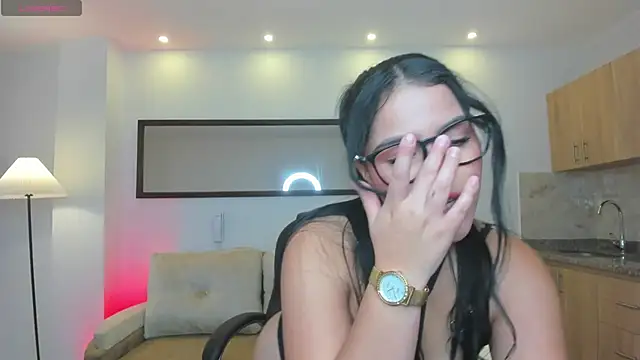 Snapshot of Mila_blaze chatting on 17, 10, 2025 Mila blaze online show from 17, 10, 2025