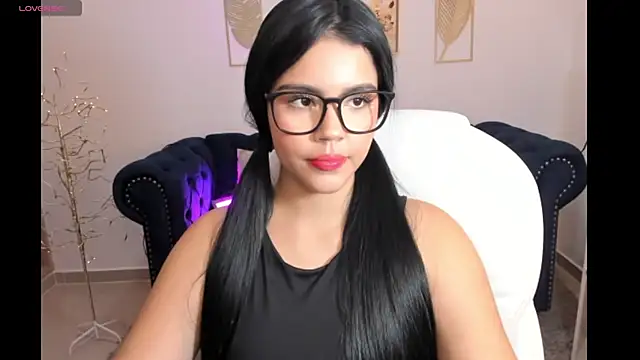 Snapshot of Mila_blaze chatting on 7, 11, 2025 Mila blaze online show from 7, 11, 2025