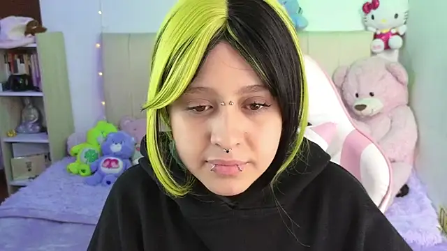 Snapshot of NekoWaifu chatting on 10, 6, 2026 NekoWaifu online show from 10, 6, 2026