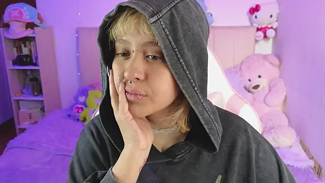Snapshot of NekoWaifu chatting on 15, 6, 2026 NekoWaifu online show from 15, 6, 2026