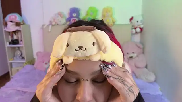 Snapshot of NekoWaifu chatting on 20, 7, 2026 NekoWaifu online show from 20, 7, 2026
