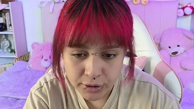 Snapshot of NekoWaifu chatting on 21, 7, 2026 NekoWaifu online show from 21, 7, 2026