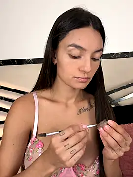 MiaKane99 online show from 4, 12, 2025