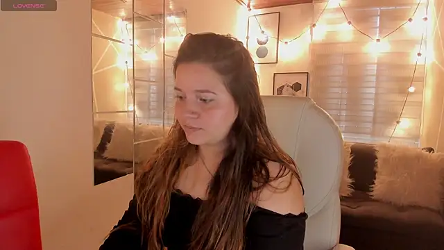 sophiee09  online show from 19, 11, 2025