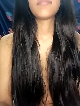 Snapshot of reetika6375 chatting on 16, 11, 2025 reetika6375 online show from 16, 11, 2025