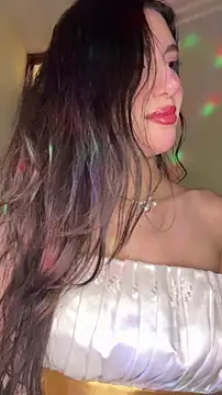 Emily-hottson online show from 15, 2, 2026