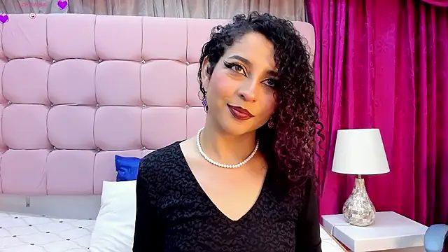 Kayla Moon  online show from 13, 2, 2026