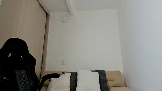 Biscuit oliva online show from 30, 10, 2025