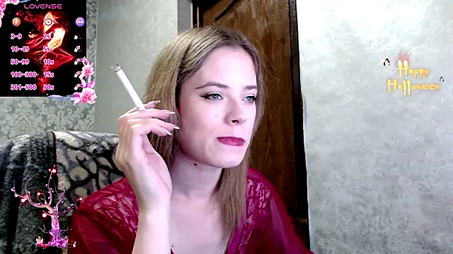 Snapshot of Kate__Loves chatting on 28, 10, 2025 Kate Loves online show from 28, 10, 2025