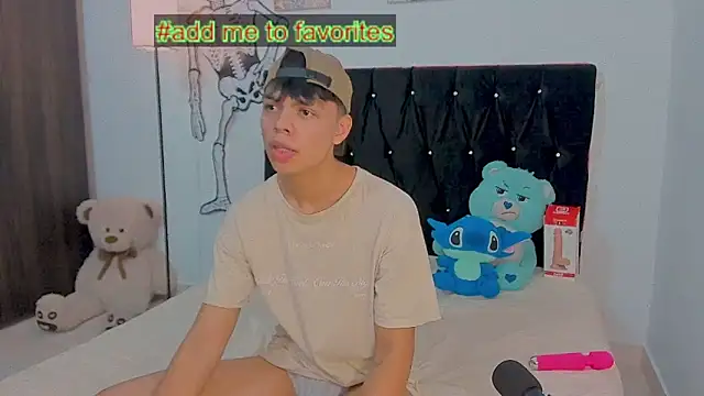 Zacktorres  online show from 25, 10, 2025