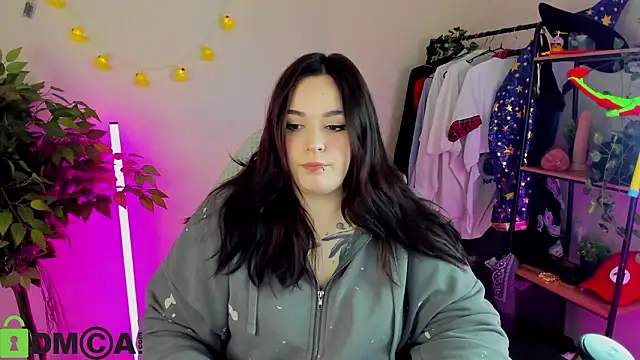 Mia R0ss online show from 1, 2, 2026