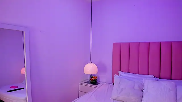 Snapshot of Amy_Ferreira chatting on 25, 10, 2025 Amy Ferreira online show from 25, 10, 2025