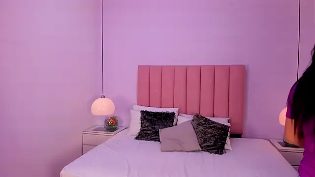 Snapshot of Amy_Ferreira chatting on 13, 11, 2025 Amy Ferreira online show from 13, 11, 2025