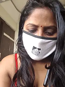 Jasmine Januja online show from 7, 1, 2026