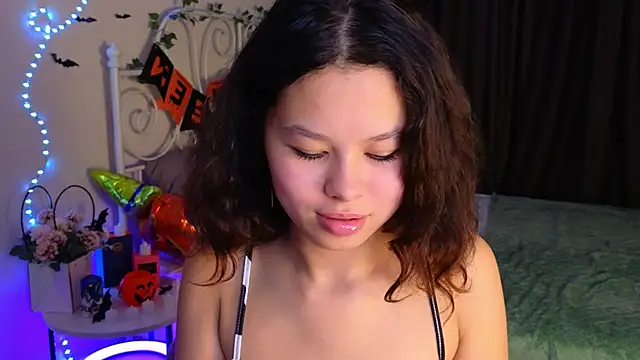 moco choco online show from 29, 10, 2025