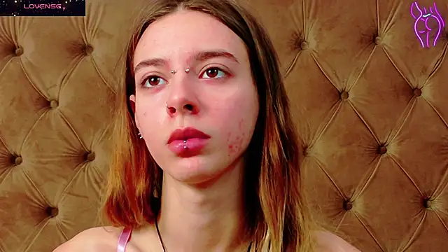 Snapshot of CoraVex chatting on 27, 11, 2025 CoraVex online show from 27, 11, 2025