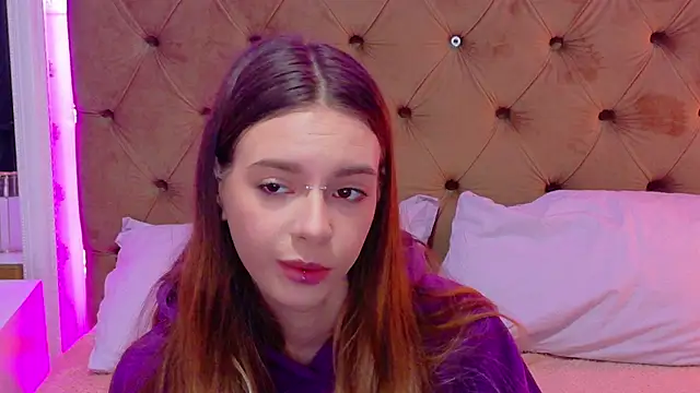 CoraVex online show from 3, 4, 2026