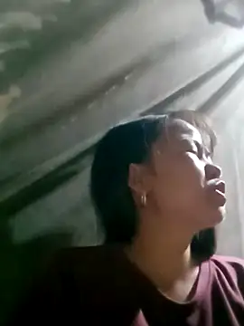 emly-xinh18 online show from 9, 10, 2025