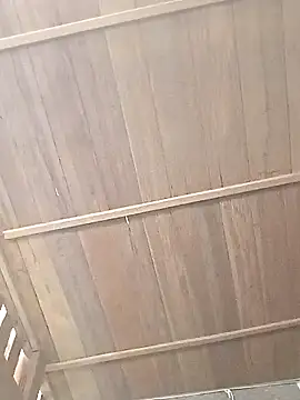 emly-xinh18 online show from 1, 12, 2025