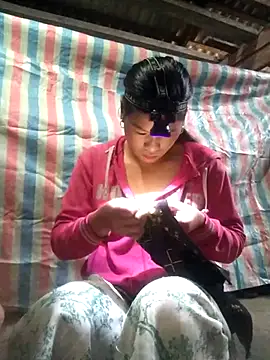 Snapshot of Qinjid002 chatting on 8, 10, 2025 Qinjid002 online show from 8, 10, 2025