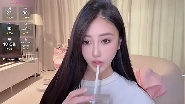 Snapshot of Melody-11 chatting on 4, 10, 2025 Melody-11 online show from 4, 10, 2025