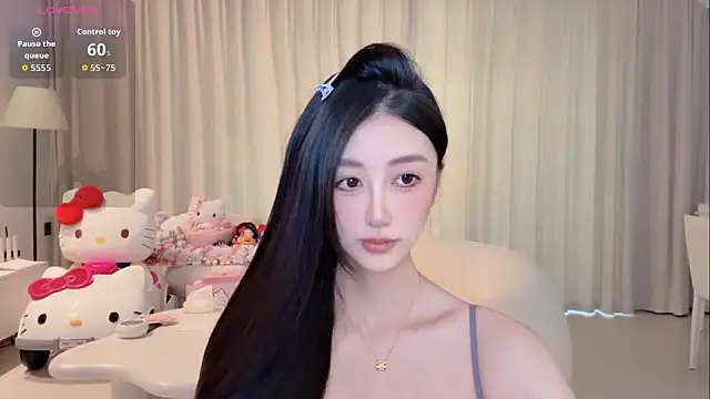 Snapshot of Melody-11 chatting on 6, 11, 2025 Melody-11 online show from 6, 11, 2025