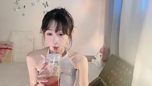 ai-ai-mi online show from 27, 10, 2025