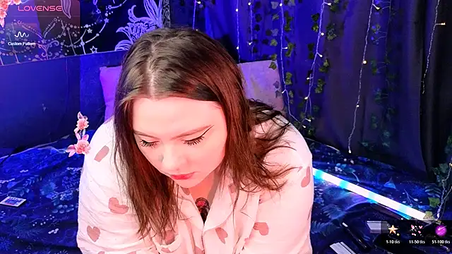 Snapshot of Marshmallowbeauty chatting on 23, 11, 2025 Marshmallowbeauty online show from 23, 11, 2025