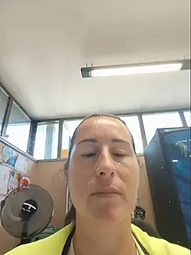 bichota85 online show from 14, 7, 2026