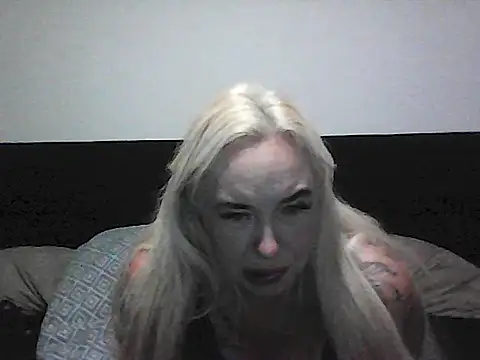 SweetLilith01 online show from 19, 9, 2025