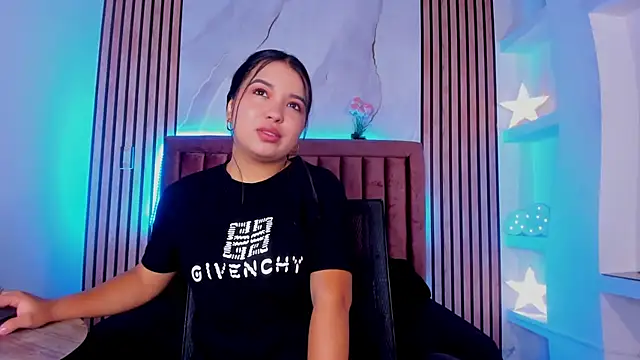 LunaWiill  online show from 23, 10, 2025