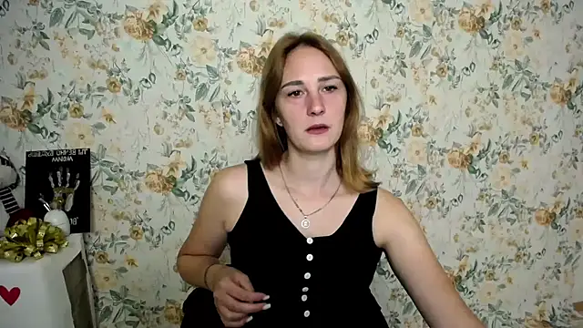 Snapshot of Milana_Cutie_ chatting on 25, 9, 2025 Milana Cutie online show from 25, 9, 2025