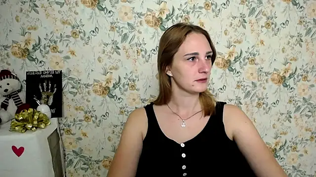 Snapshot of Milana_Cutie_ chatting on 2, 10, 2025 Milana Cutie online show from 2, 10, 2025