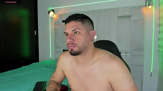 Snapshot of Jacob19_ chatting on 19, 9, 2025 Jacob19  online show from 19, 9, 2025