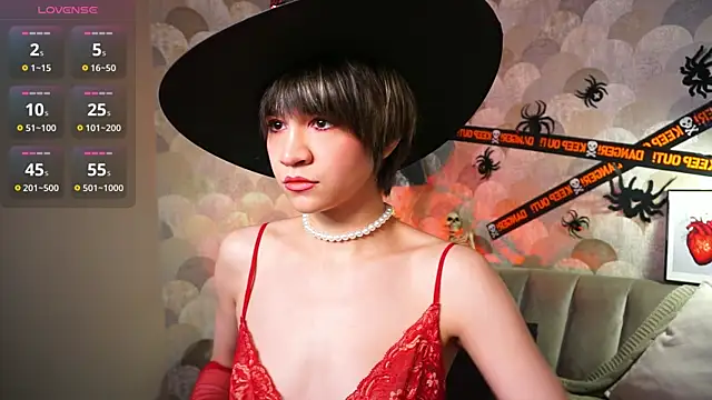 Snapshot of sandzu_ chatting on 28, 10, 2025 sandzu online show from 28, 10, 2025