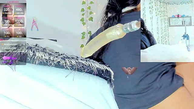 Snapshot of Ashley__Jones__ chatting on 25, 6, 2026 Ashley Jones online show from 25, 6, 2026