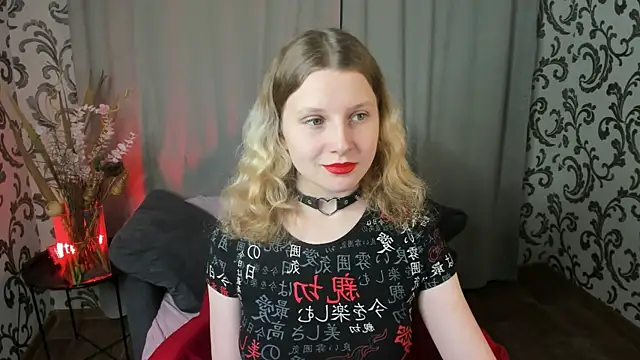  Velvet peach  online show from 27, 11, 2025