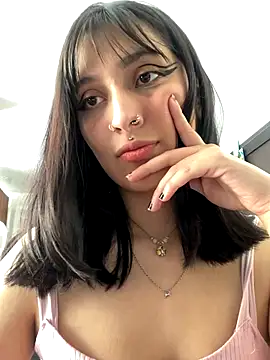 Scarlett Millerw online show from 4, 11, 2025