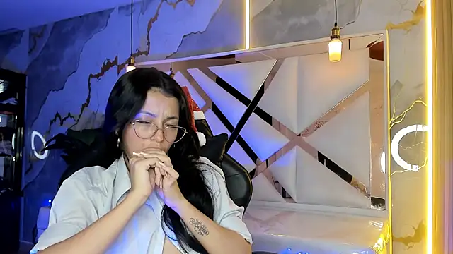 sophiadoll tf online show from 18, 12, 2025