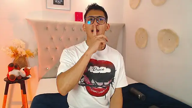 SalvadorFit online show from 2, 10, 2025