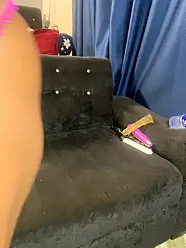 Daavikolovivi online show from 3, 12, 2025