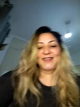 Snapshot of Lunita86 chatting on 25, 10, 2025 Lunita86 online show from 25, 10, 2025