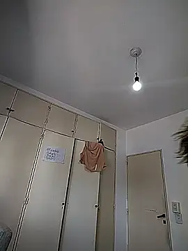 Snapshot of Lunita86 chatting on 23, 11, 2025 Lunita86 online show from 23, 11, 2025