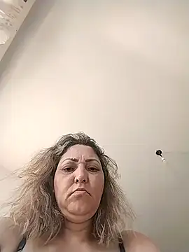 Snapshot of Lunita86 chatting on 28, 11, 2025 Lunita86 online show from 28, 11, 2025